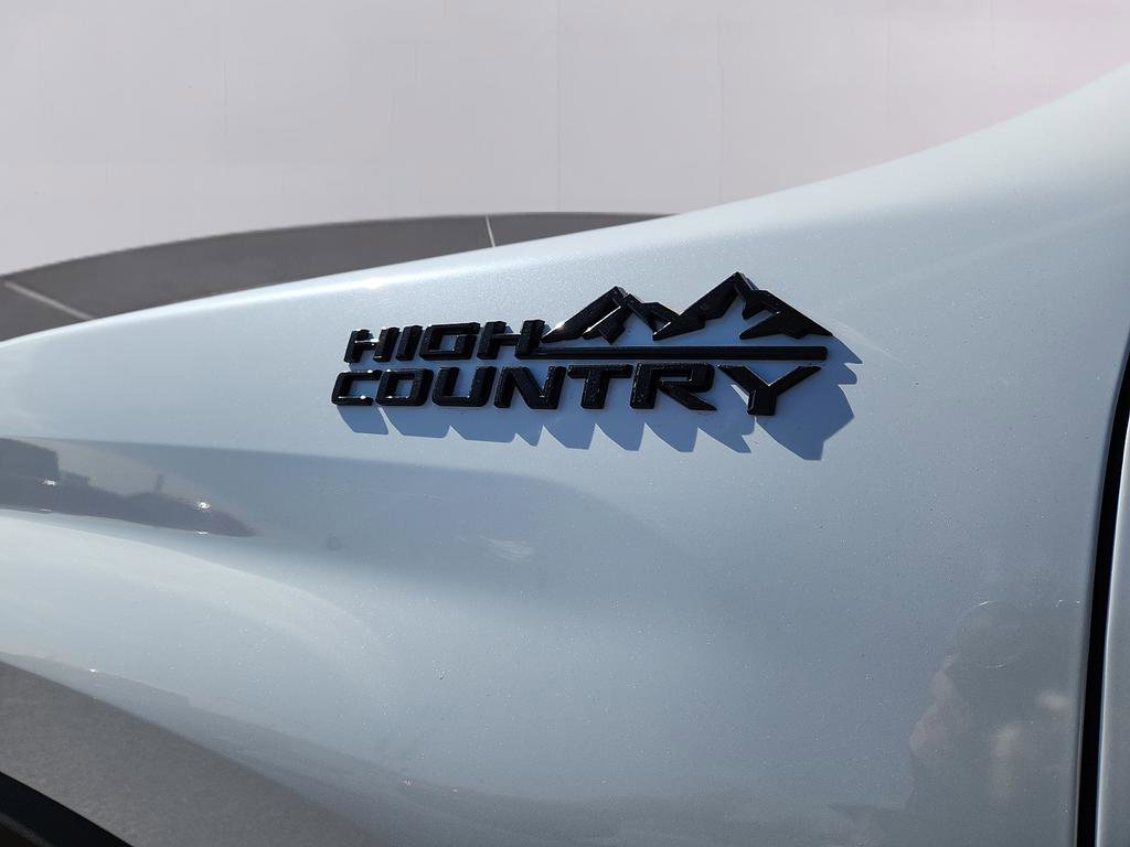 New 2026 Chevrolet Silverado 2500 High Country w/ Technology Package AWD/4WD image 10