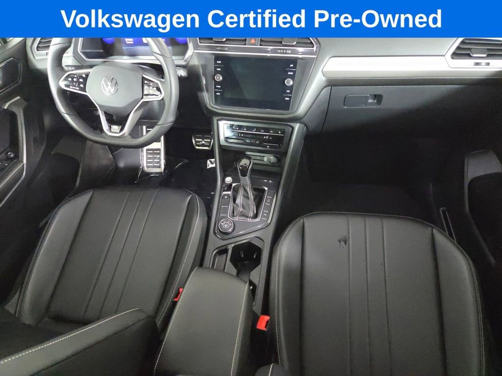 Certified 2023 Volkswagen Tiguan SE R-Line image 26