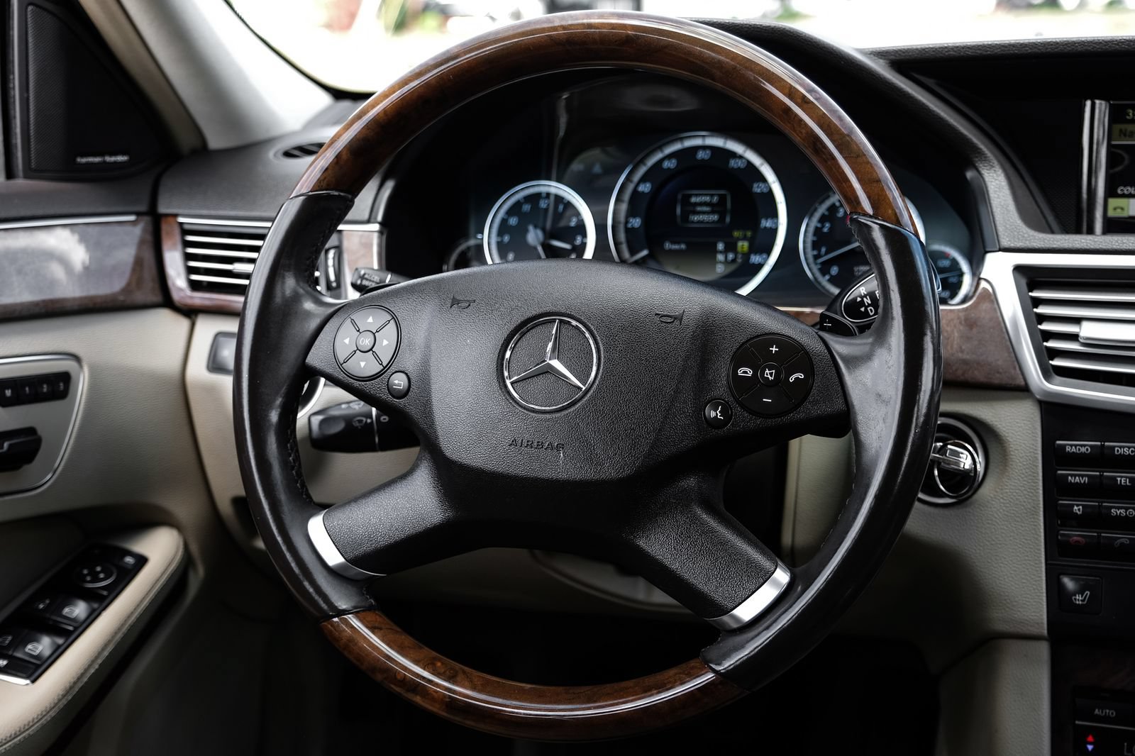 Used 2012 Mercedes-Benz E 350 Sedan image 13