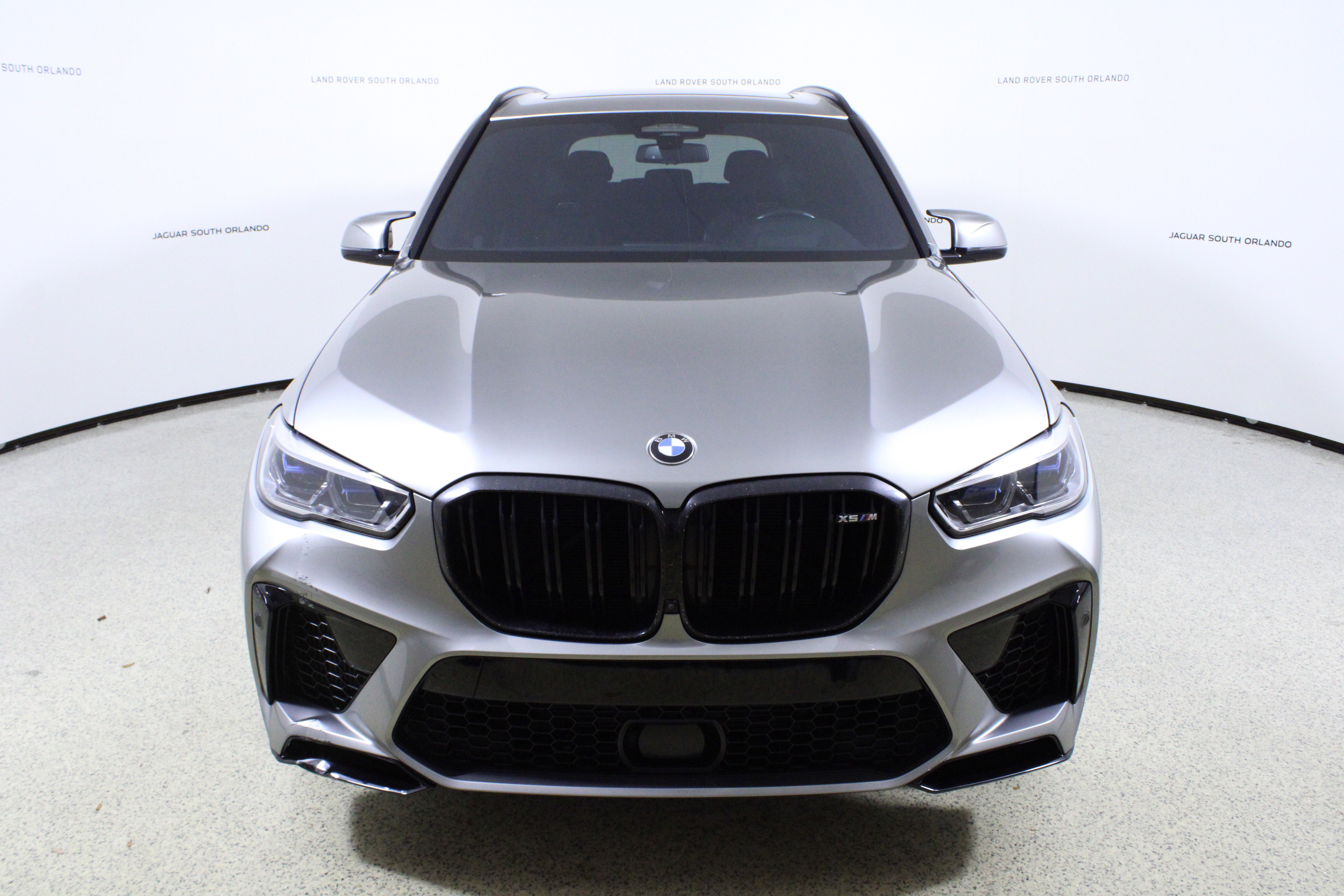 Used 2022 BMW X5 M w/ Executive Package image 2