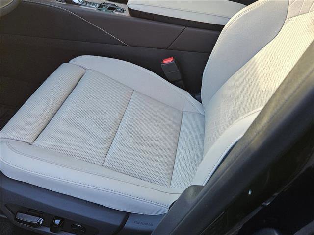 New 2026 Lexus RX 350 w/ Luxury Package image 4