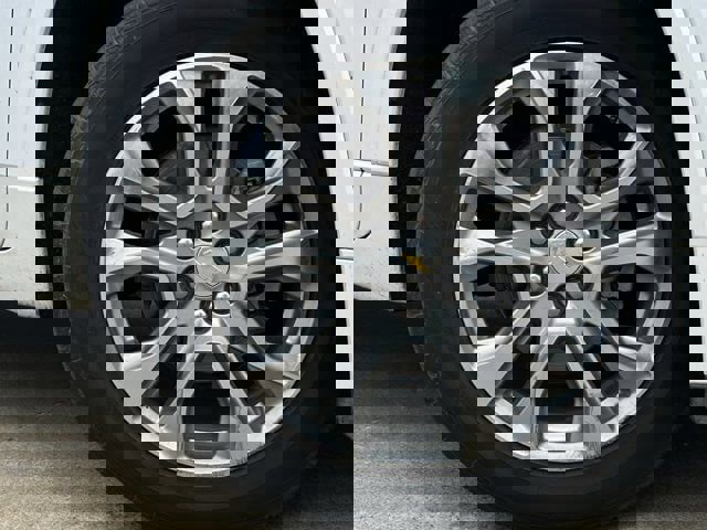 Used 2019 Chevrolet Traverse Premier w/ Driver Confidence II Package image 35