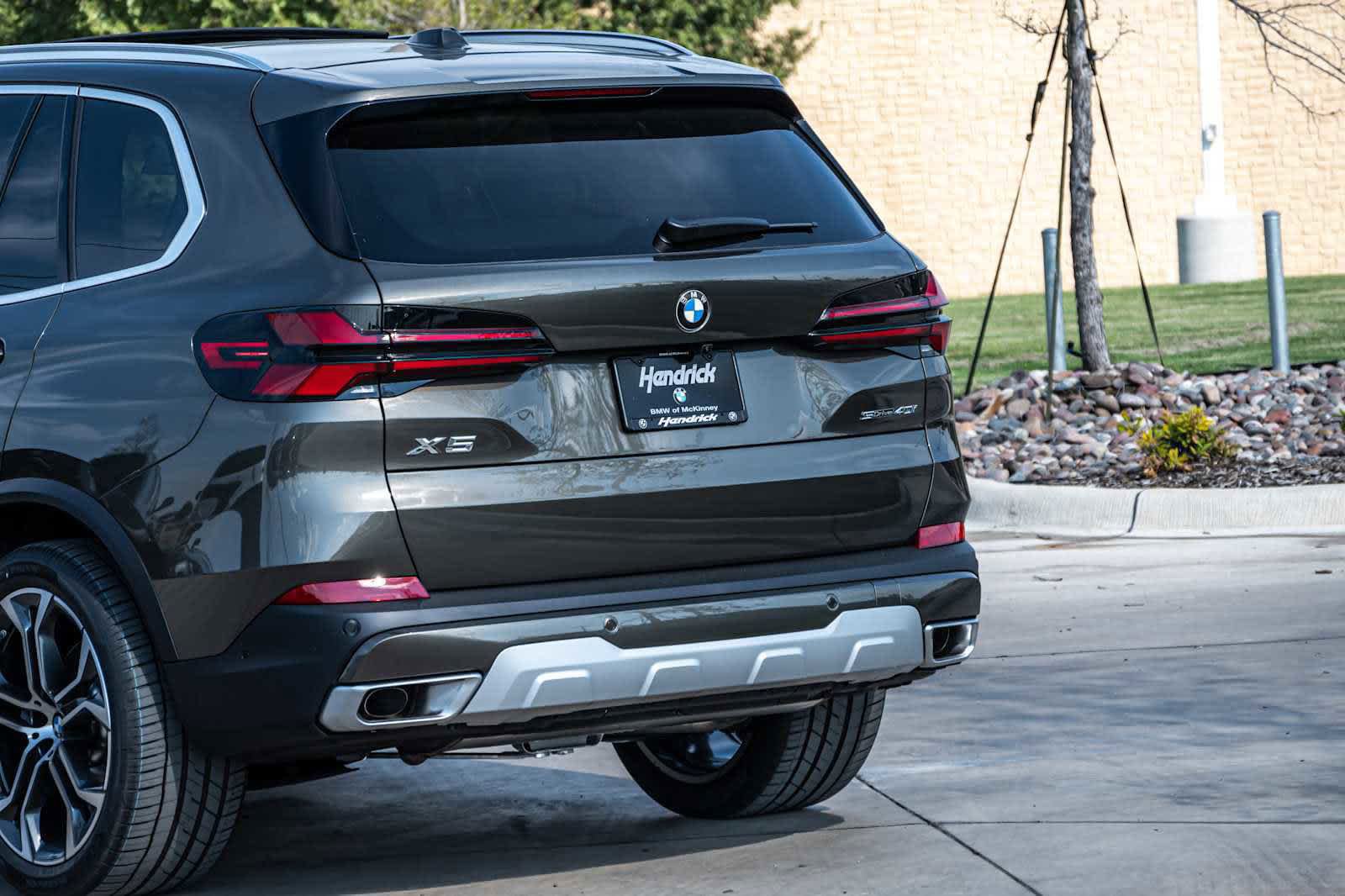 Used 2026 BMW X5 sDrive40i image 5
