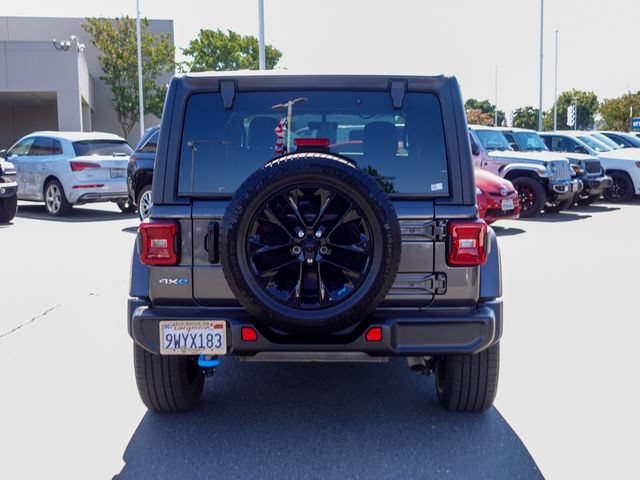 Used 2022 Jeep Wrangler Unlimited Sahara AWD/4WD image 7