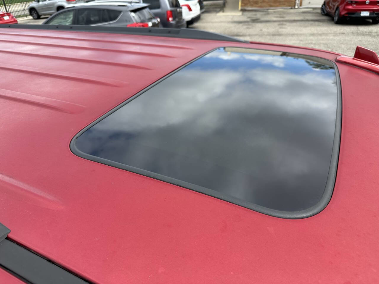 Used 2015 Chevrolet Suburban LT w/ Luxury Package AWD/4WD image 10