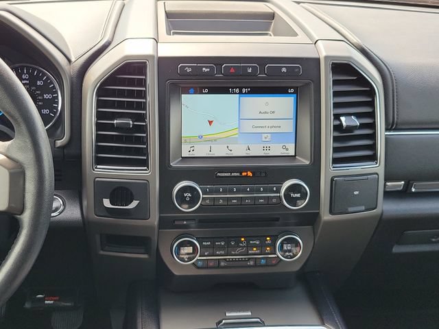 Used 2018 Ford Expedition XLT w/ Equipment Group 202A AWD/4WD image 26