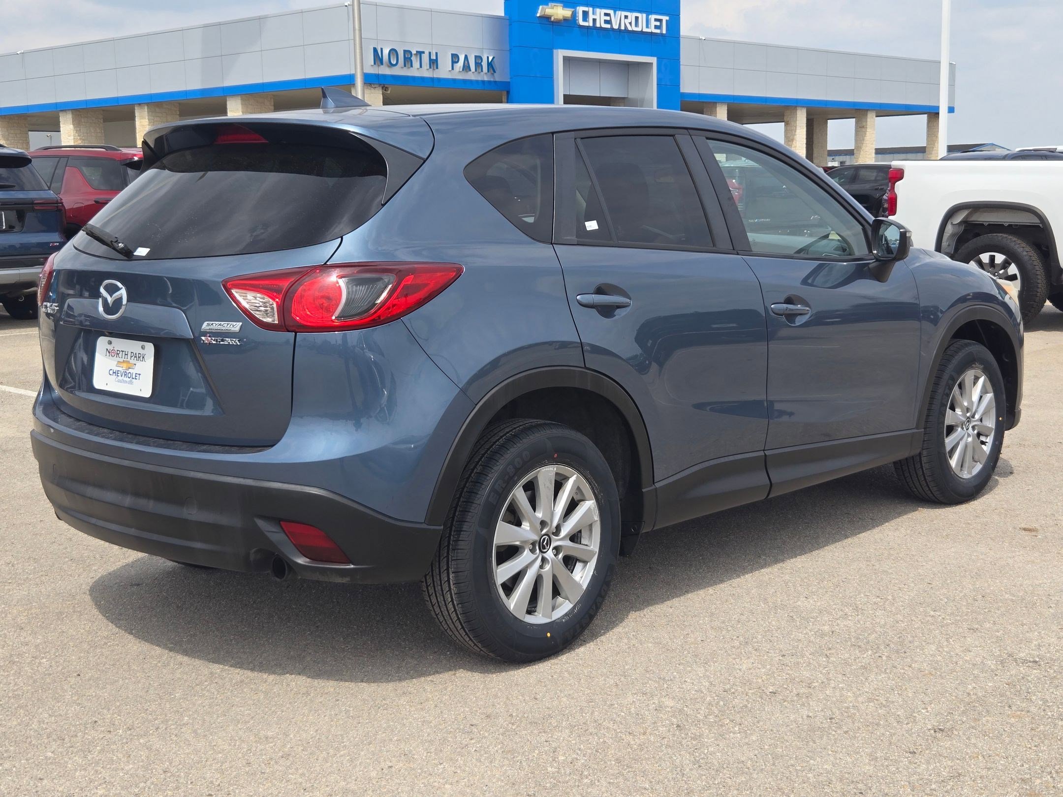 Used 2016 MAZDA CX-5 Touring FWD image 3
