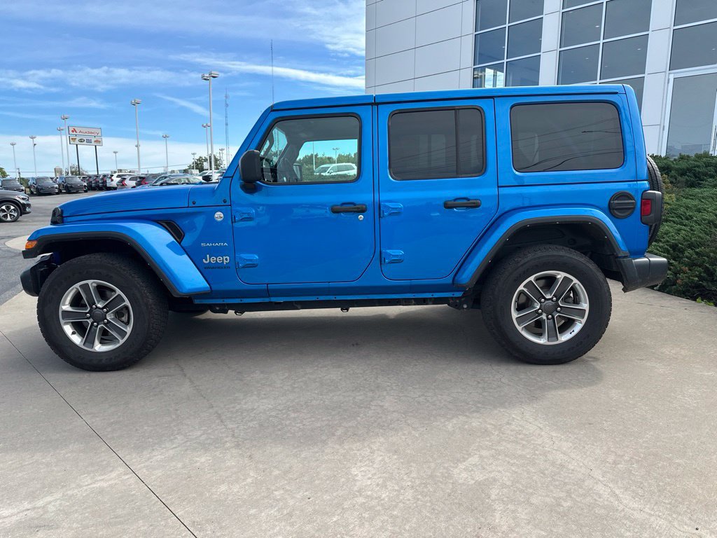 Used 2023 Jeep Wrangler Unlimited Sahara AWD/4WD image 8