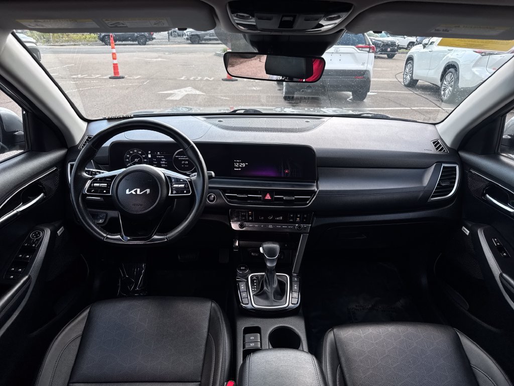 Used 2024 Kia Seltos SX w/ SX Sunroof Package AWD/4WD image 12