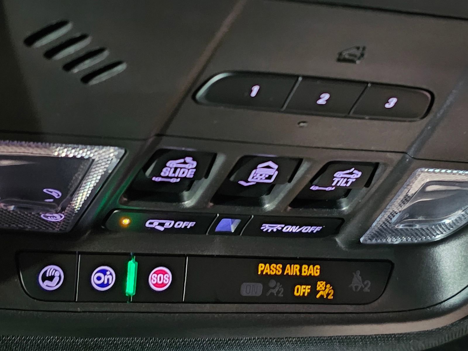 Used 2024 Buick Enclave Essence w/ Experience Buick Package image 33