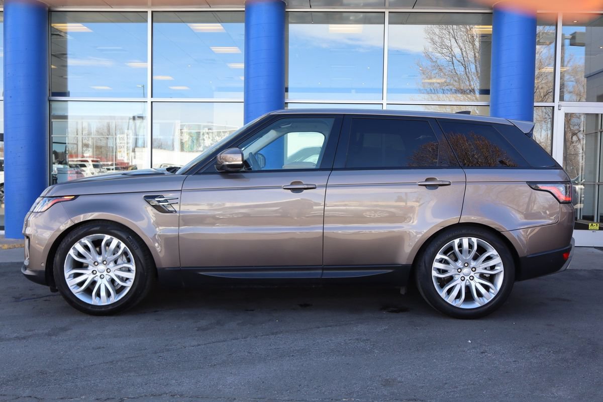 Used 2018 Land Rover Range Rover Sport SE AWD/4WD image 2