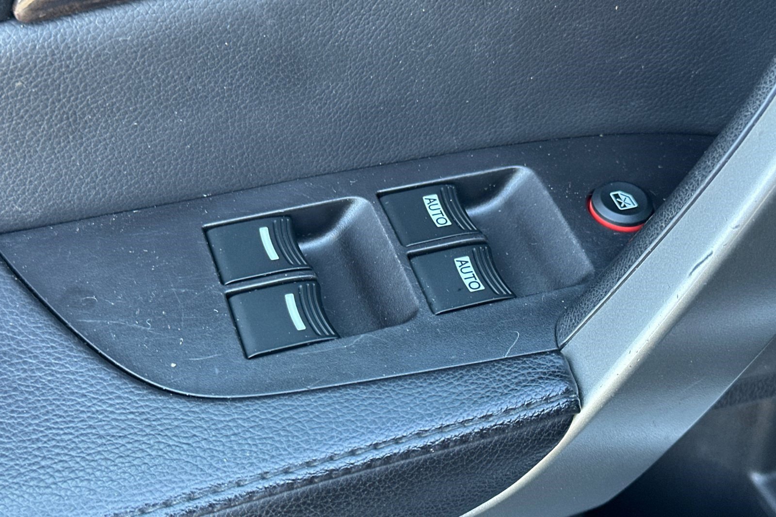 Used 2012 Acura MDX w/ Technology Package image 13