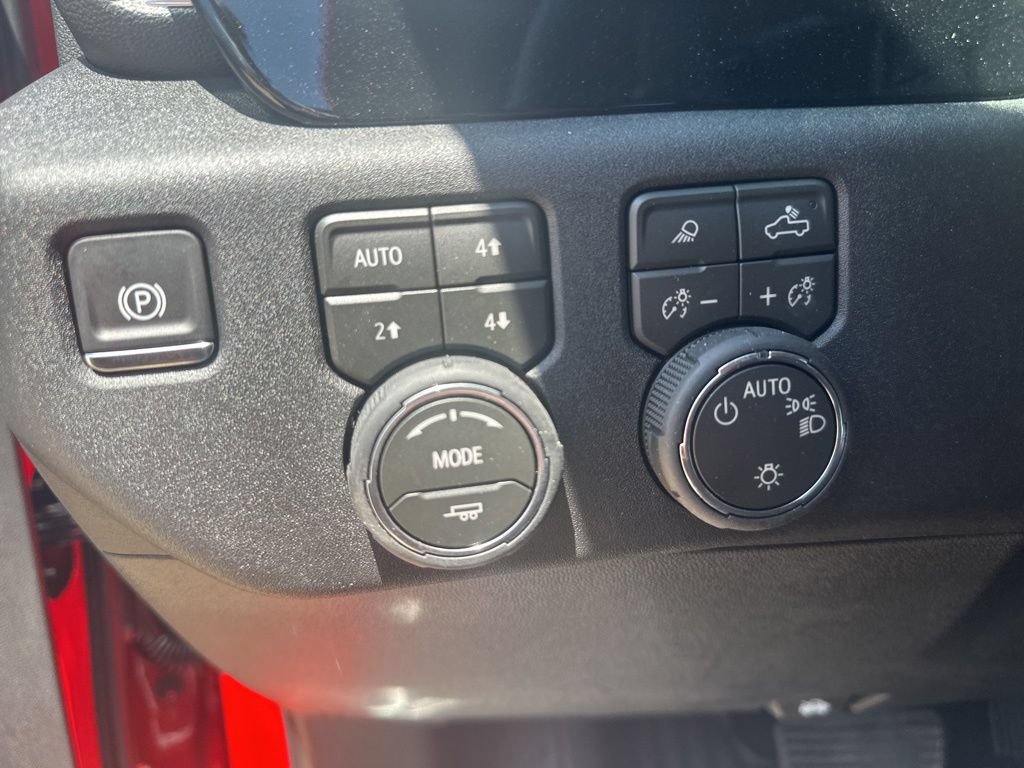 New 2026 Chevrolet Silverado 1500 LT w/ All Star Edition Plus AWD/4WD image 11