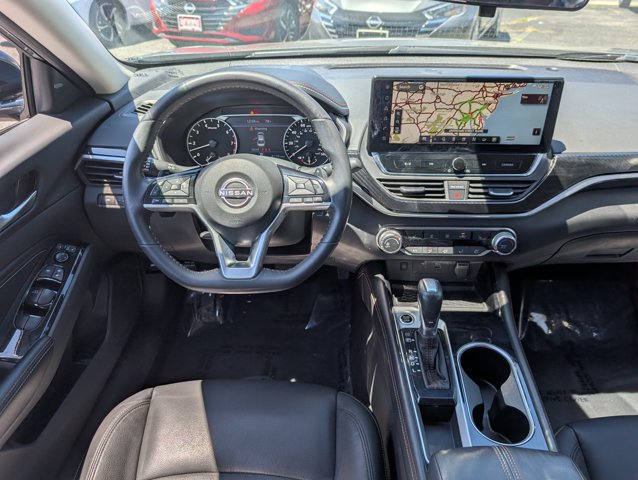 Certified 2023 Nissan Altima 2.5 SR w/ SR Premium Package FWD image 16