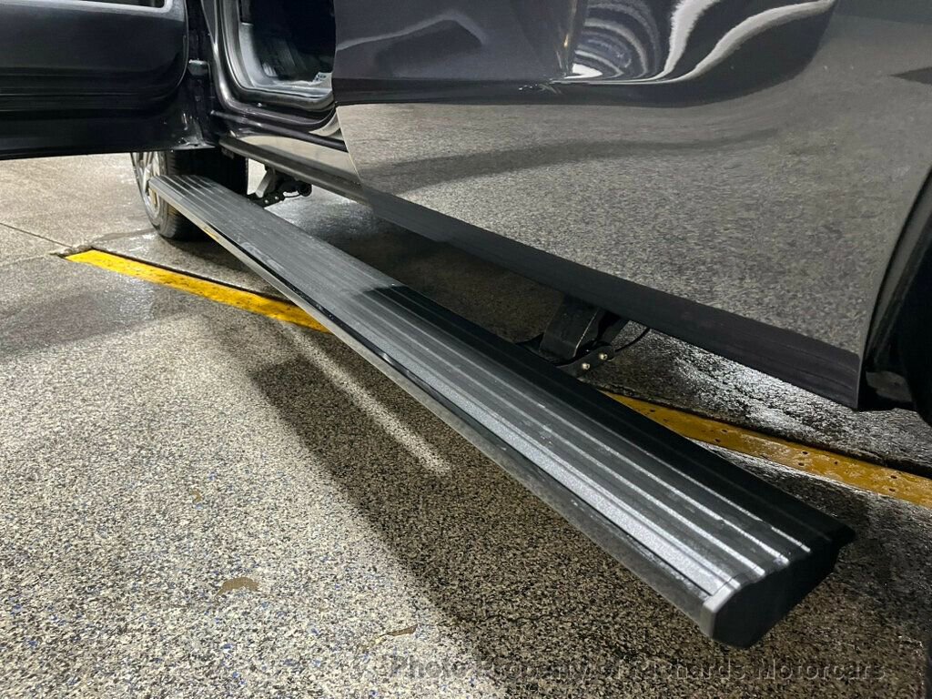 Used 2025 Ford Expedition Platinum w/ Platinum Ultimate Package image 13