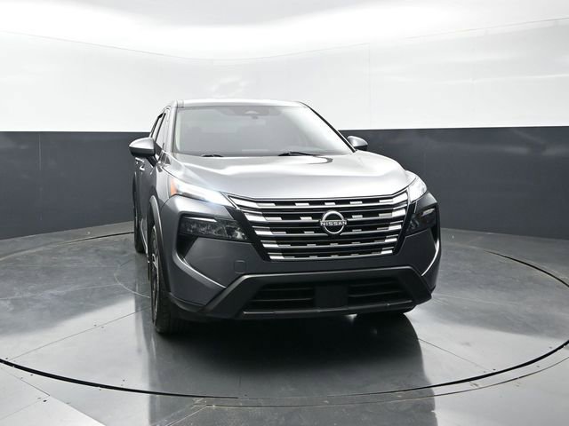 Certified 2024 Nissan Rogue SV FWD image 5