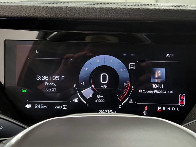 Used 2025 GMC Yukon XL Denali AWD/4WD image 28
