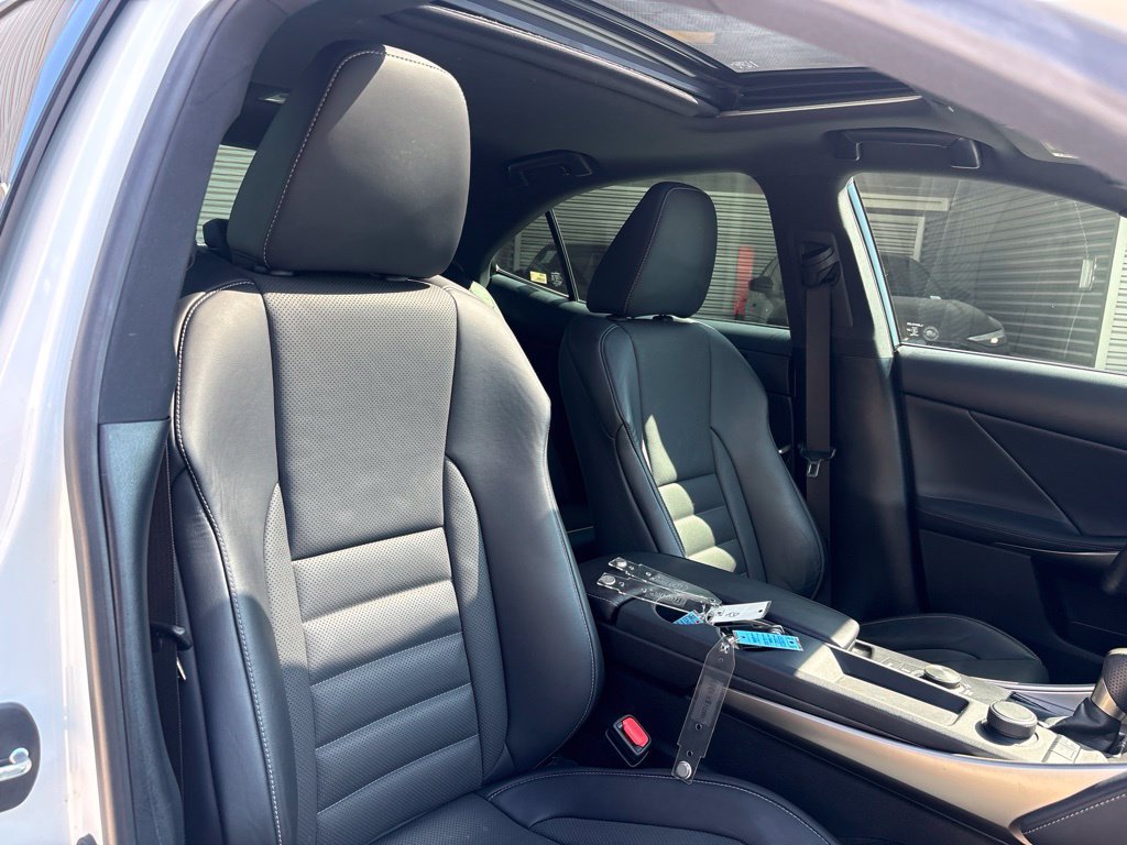 Used 2020 Lexus IS 300 F Sport w/ F Sport Package RWD image 21