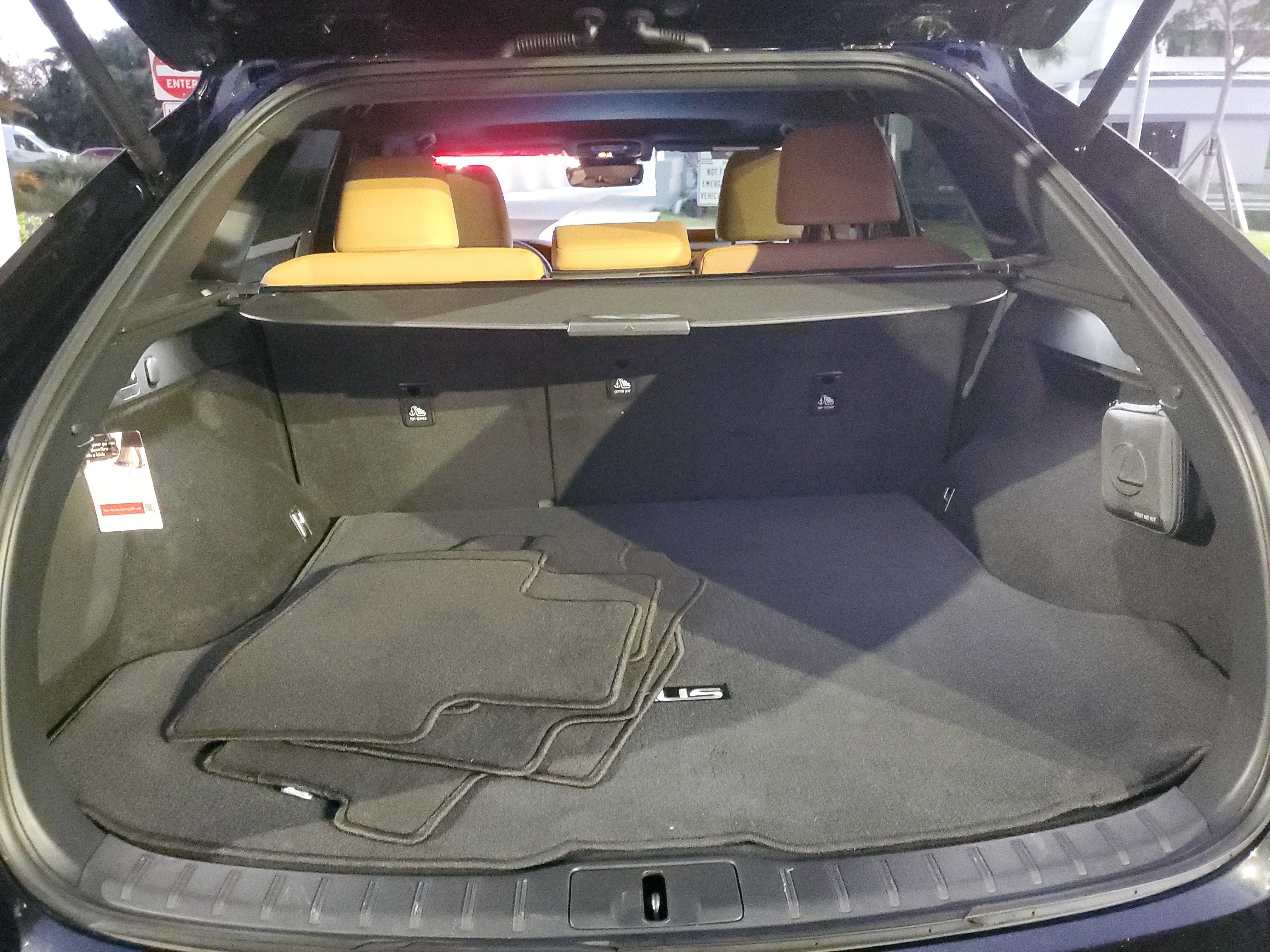 Used 2023 Lexus RX 350 Premium w/ Cold Area Package image 8