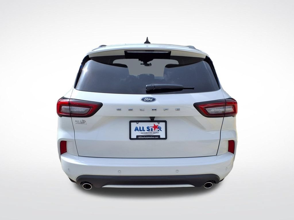 Used 2023 Ford Escape ST-Line FWD image 8
