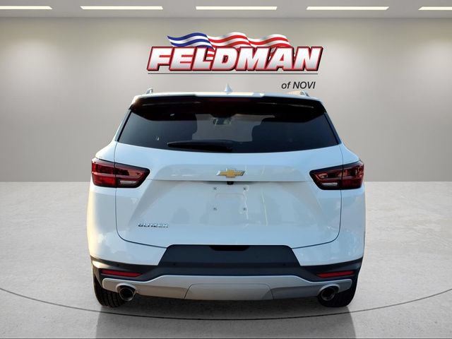 Used 2024 Chevrolet Blazer LT w/ Convenience Package FWD image 4