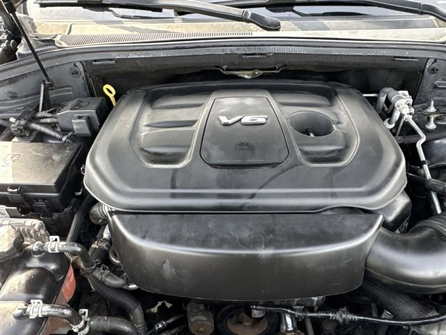 Used 2017 Jeep Grand Cherokee Limited image 28