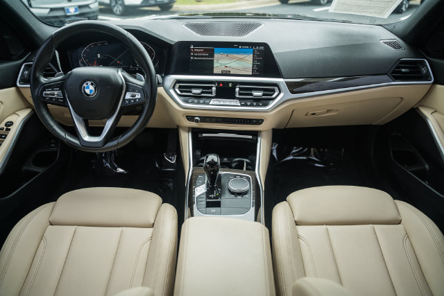 Used 2020 BMW 330i xDrive Sedan w/ Convenience Package AWD/4WD image 19