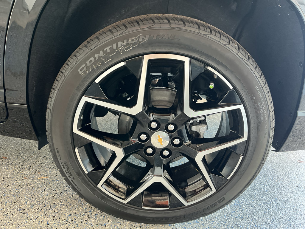 New 2026 Chevrolet Traverse High Country w/ LPO, Floor Liner Package FWD image 36