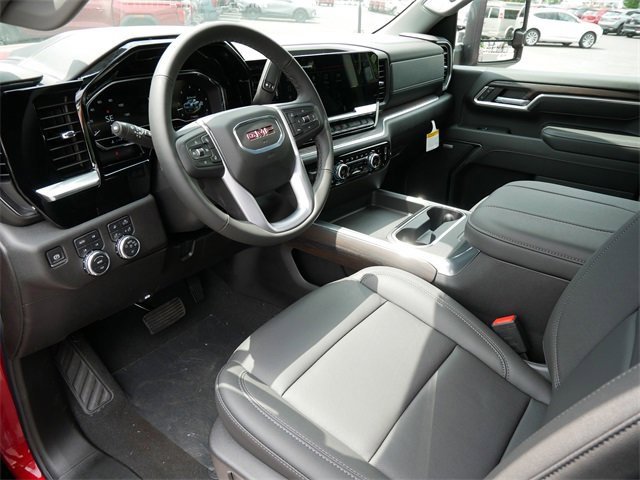 New 2025 GMC Sierra 2500 SLT w/ SLT Premium Package image 4