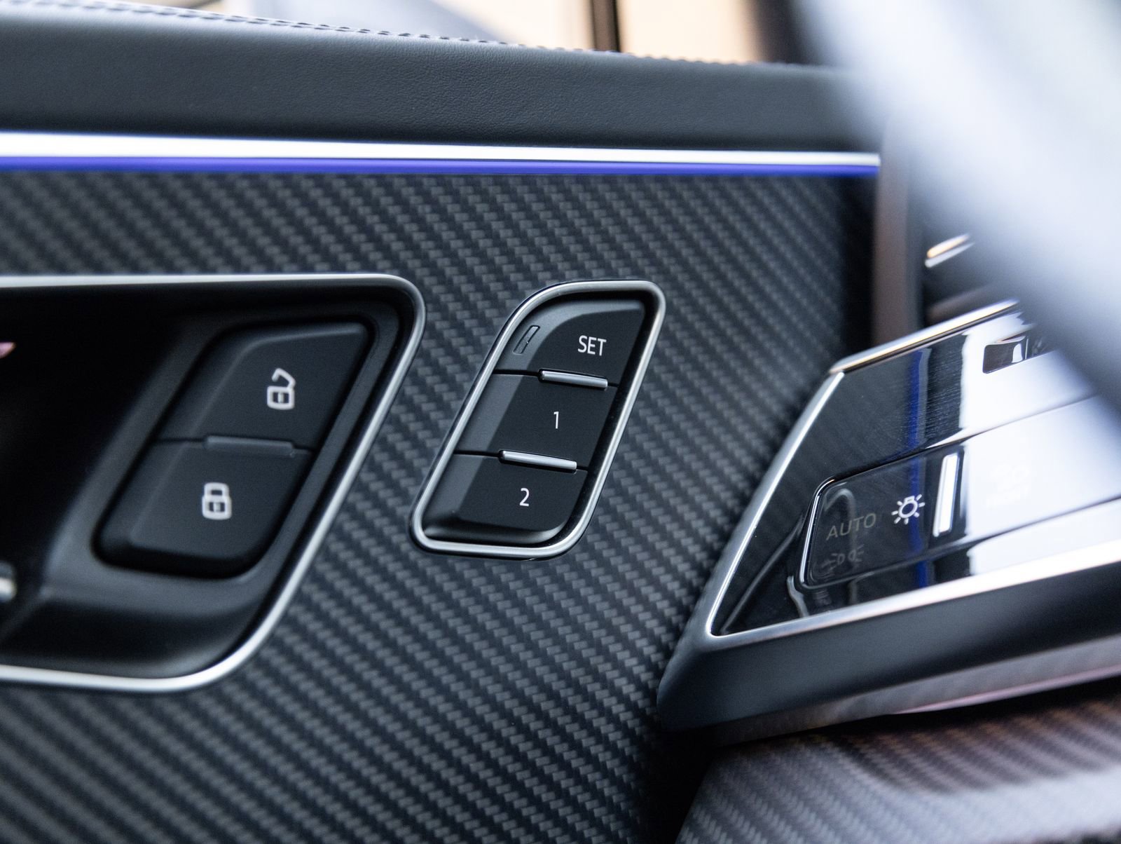 Used 2025 Audi RS Q8 performance w/ Matte Carbon Package image 18