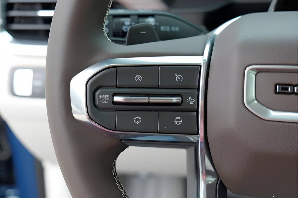 New 2026 GMC Acadia Denali w/ Super Cruise Package FWD image 12