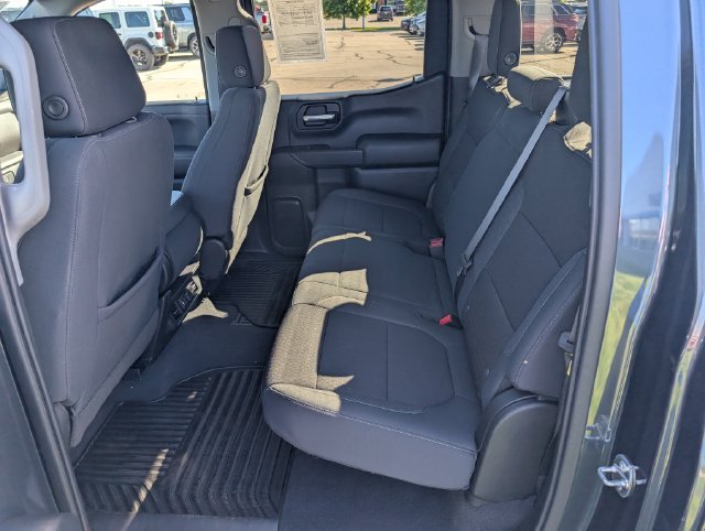 Used 2021 Chevrolet Silverado 1500 LT AWD/4WD image 14