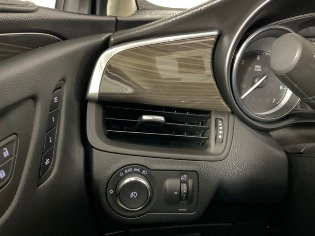 Used 2020 Buick Envision Essence image 20