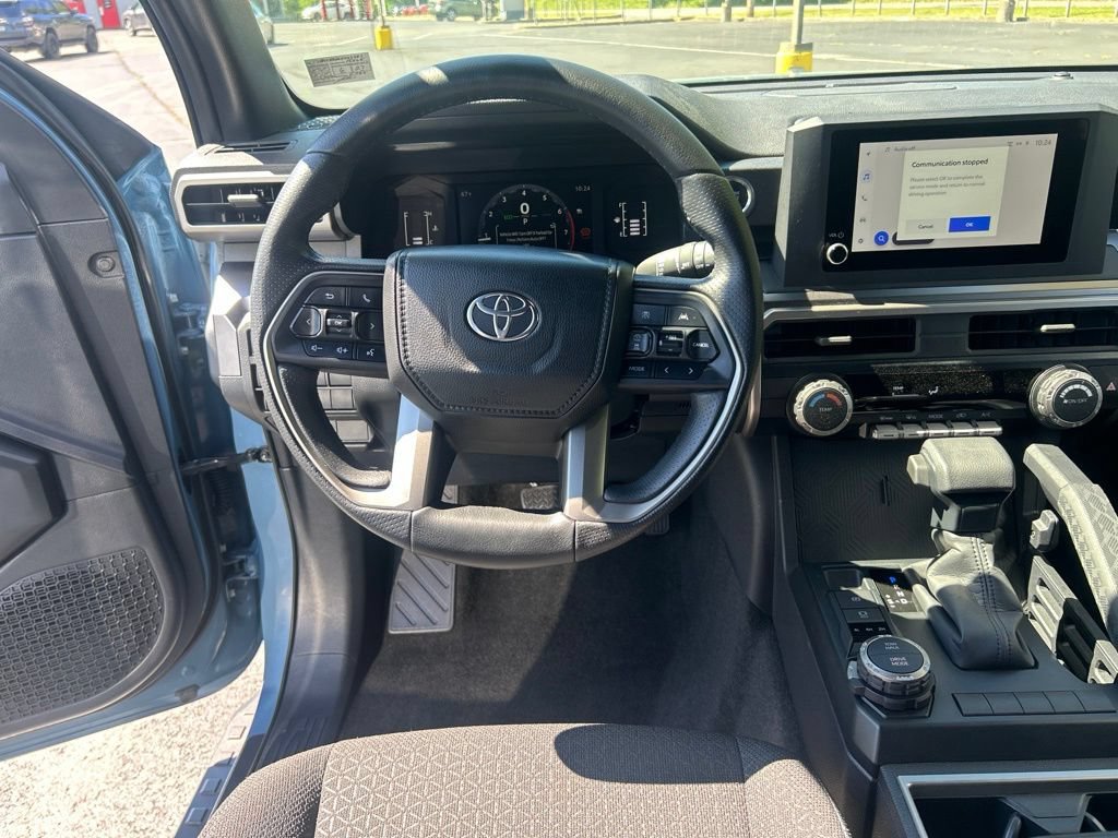Certified 2025 Toyota 4Runner SR5 AWD/4WD image 13