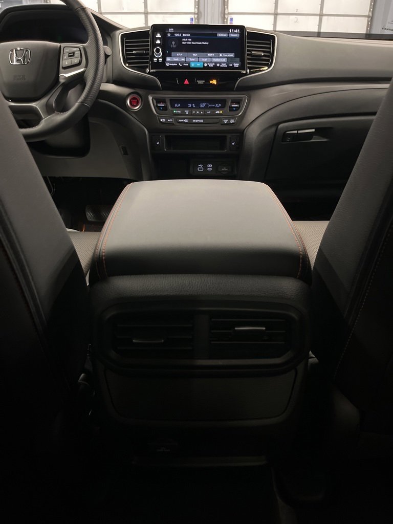 Used 2025 Honda Ridgeline TrailSport image 33