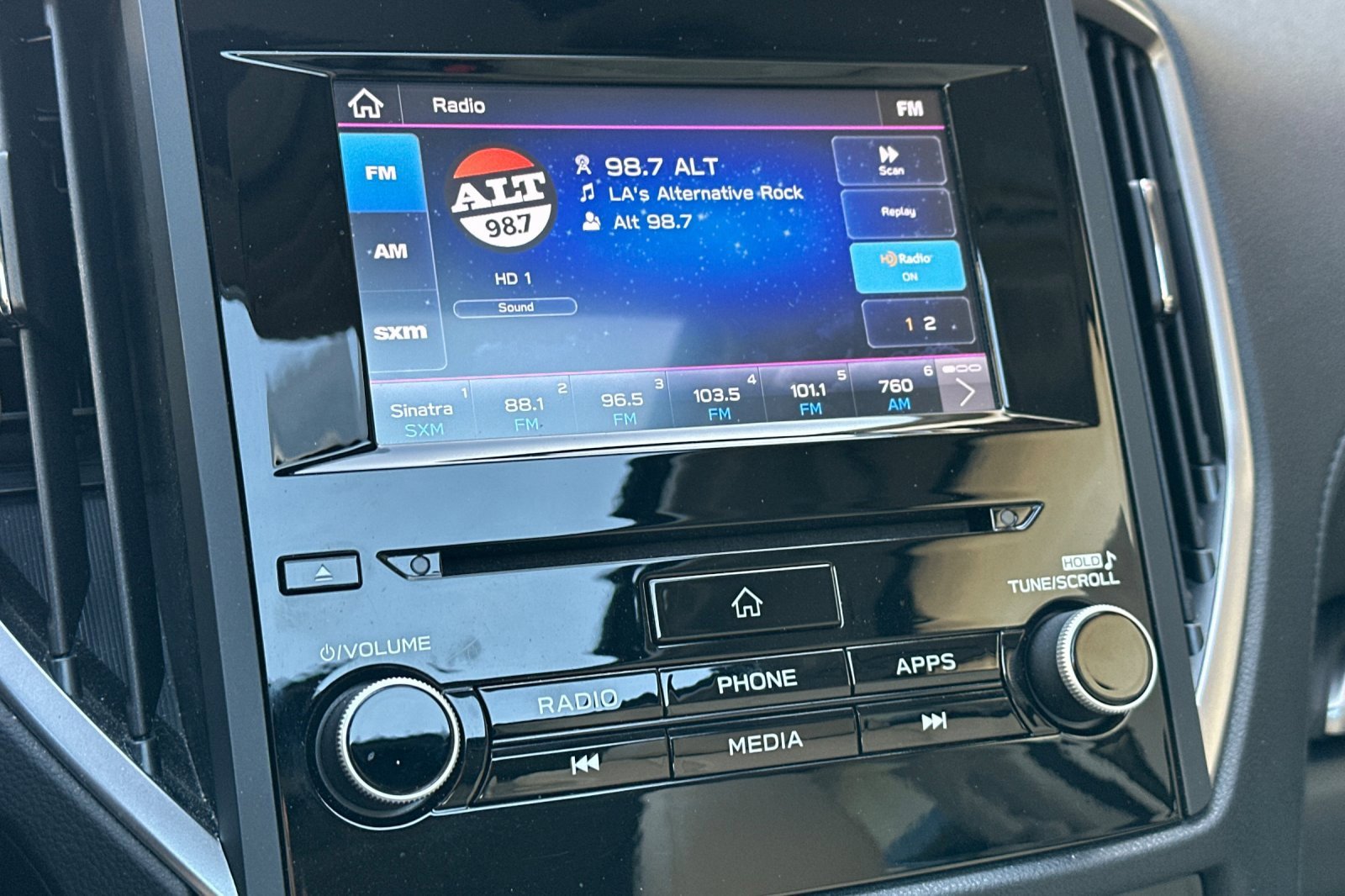 Used 2022 Subaru Forester Premium image 25