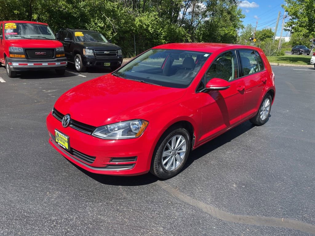 Used 2016 Volkswagen Golf S FWD image 3