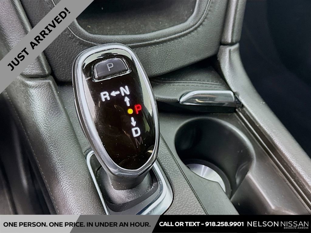 Used 2017 Cadillac XT5 Platinum image 17