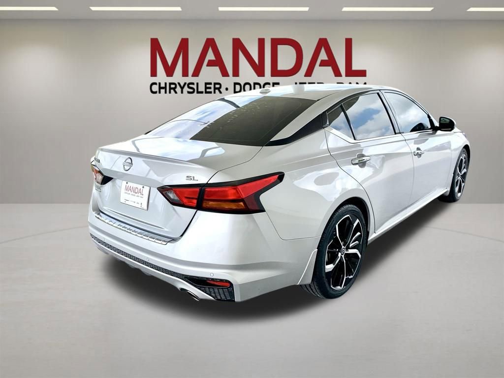 Used 2023 Nissan Altima 2.5 SL FWD image 7