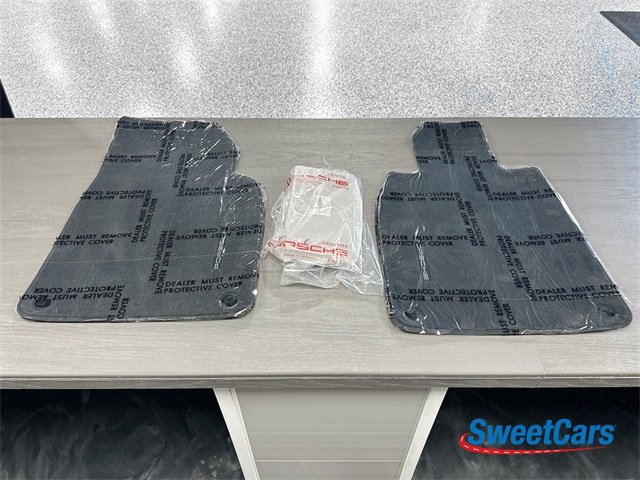 Used 2024 Porsche 718 Cayman Style Edition image 41