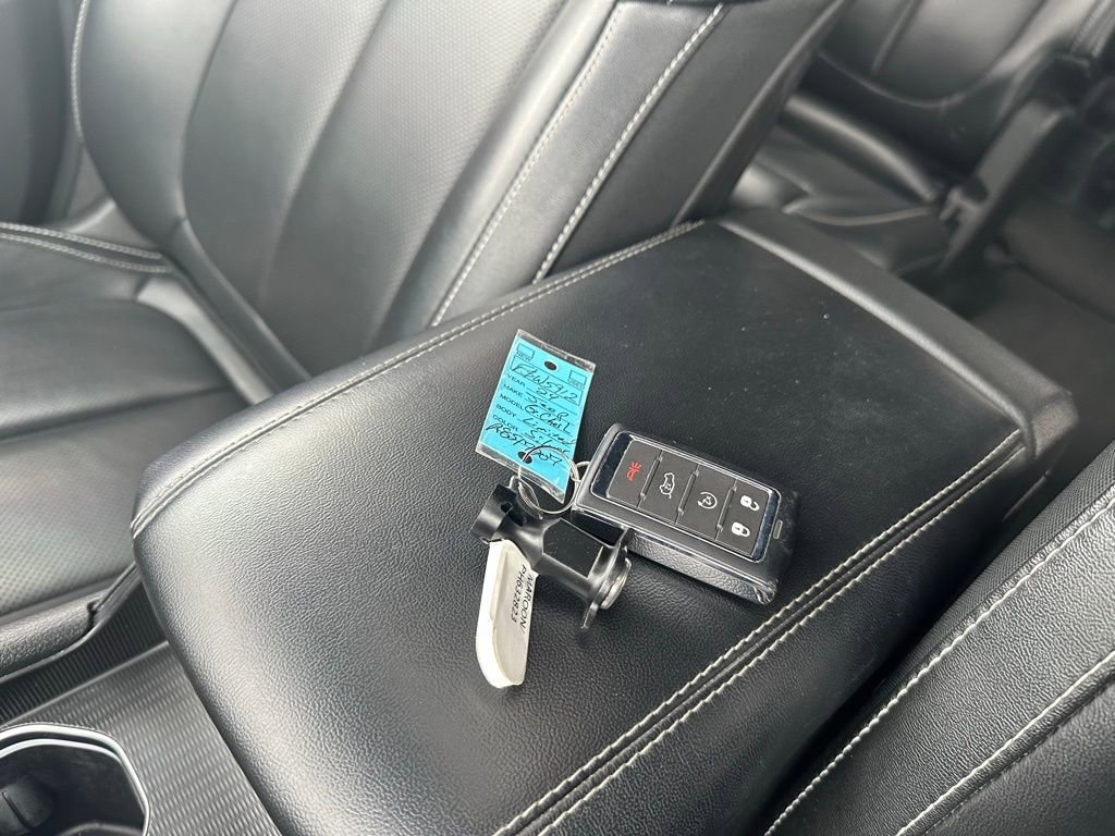 Used 2024 Jeep Grand Cherokee L Limited w/ Luxury Tech Group II image 33