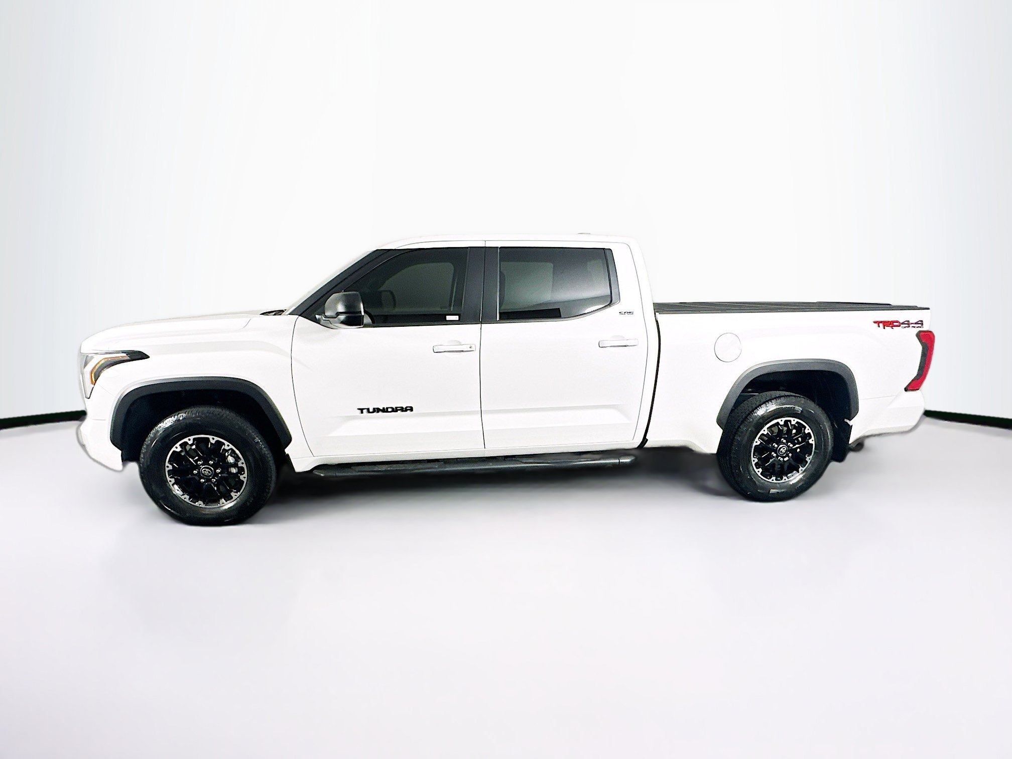 Used 2025 Toyota Tundra SR5 w/ TRD Off-Road Package AWD/4WD image 4