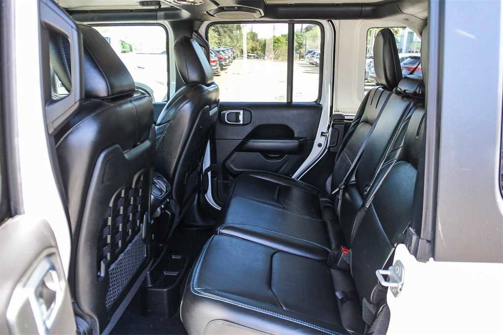 Used 2022 Jeep Wrangler Unlimited Rubicon 4xe w/ Cold Weather Group image 16