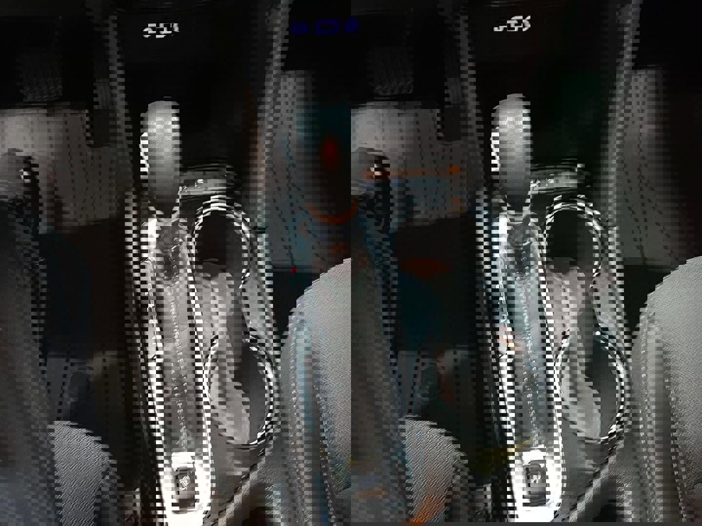 Used 2023 Buick Encore GX Select image 16