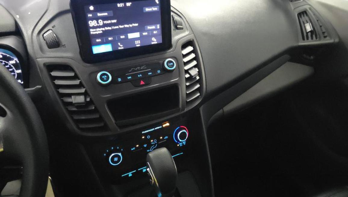 Used 2020 Ford Transit Connect XL FWD image 11