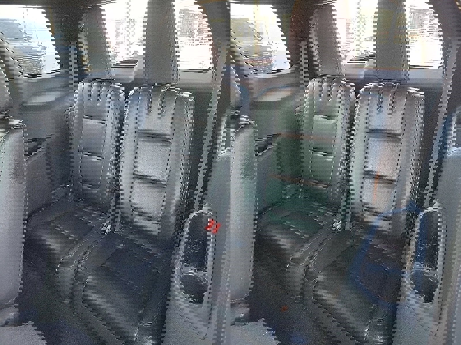 Used 2014 Ford Explorer Limited image 17