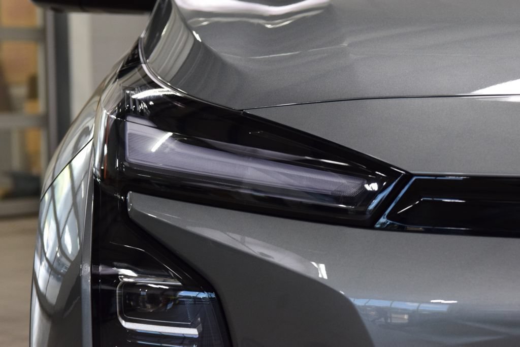 New 2027 Chevrolet Bolt RS w/ Technology Package FWD image 12