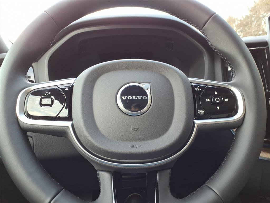 New 2026 Volvo XC60 B5 Core w/ Climate Package image 22