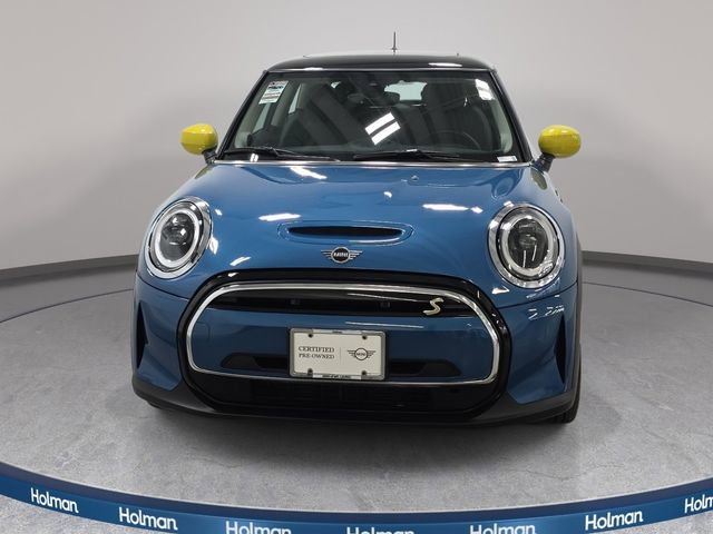Certified 2024 MINI Cooper SE image 2
