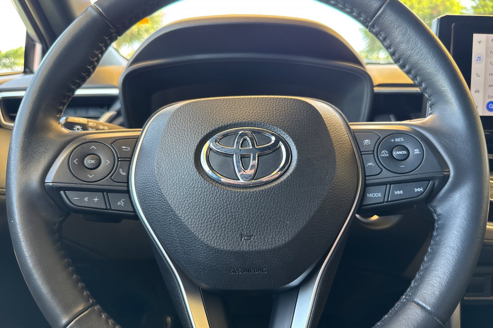 Used 2023 Toyota Corolla Cross AWD Hybrid image 26